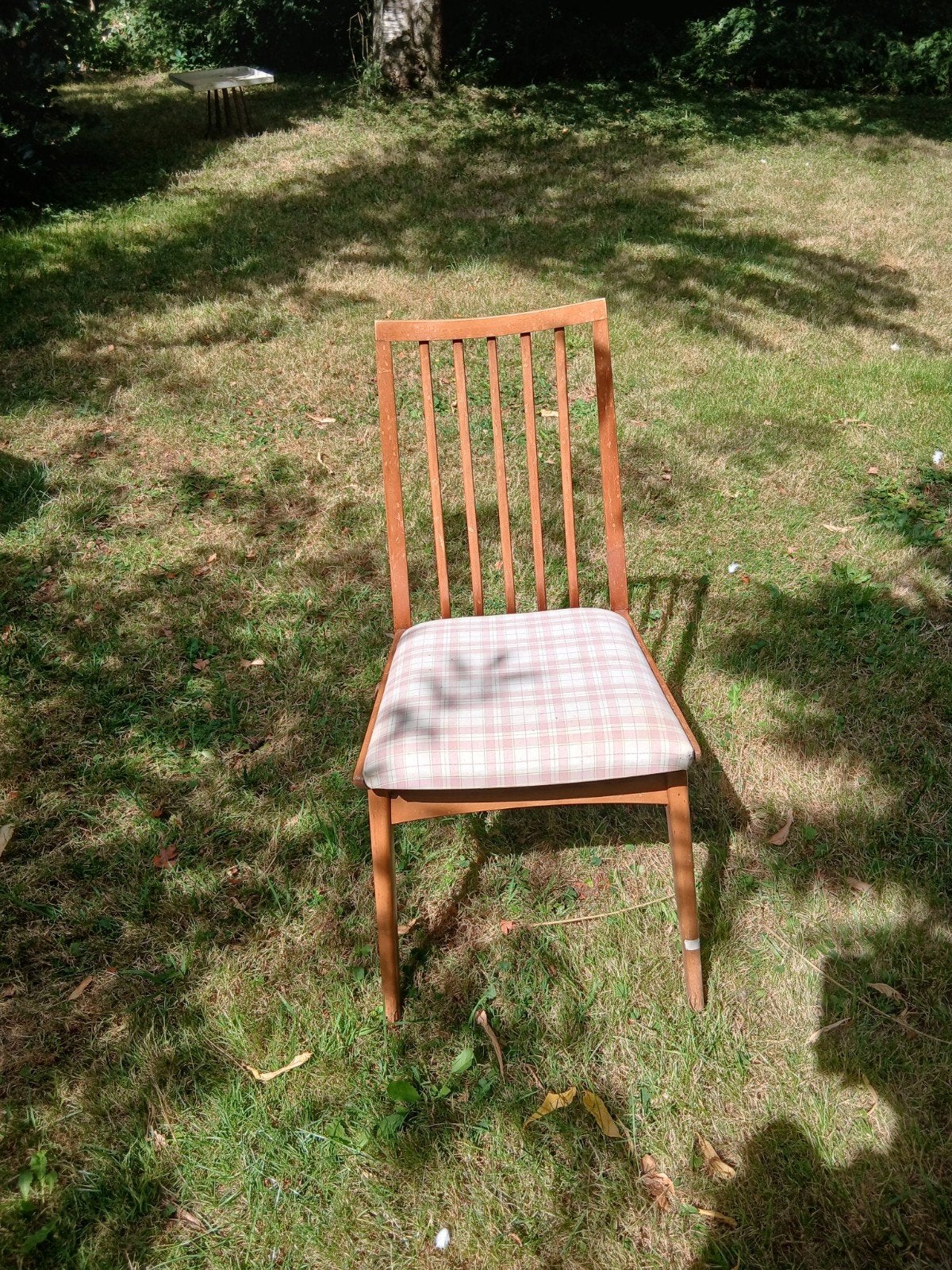 Mooie stoel gratis af te halen, Huis en Inrichting, Ophalen, Hout, Gebruikt, Bruin