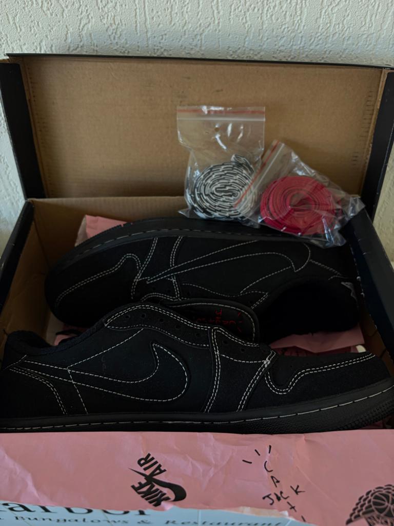 Nike Air Jordan 1 Low Travis Scott Black Phantom Maat 43, Zwart, Nieuw, Ophalen of Verzenden, Sneakers of Gympen