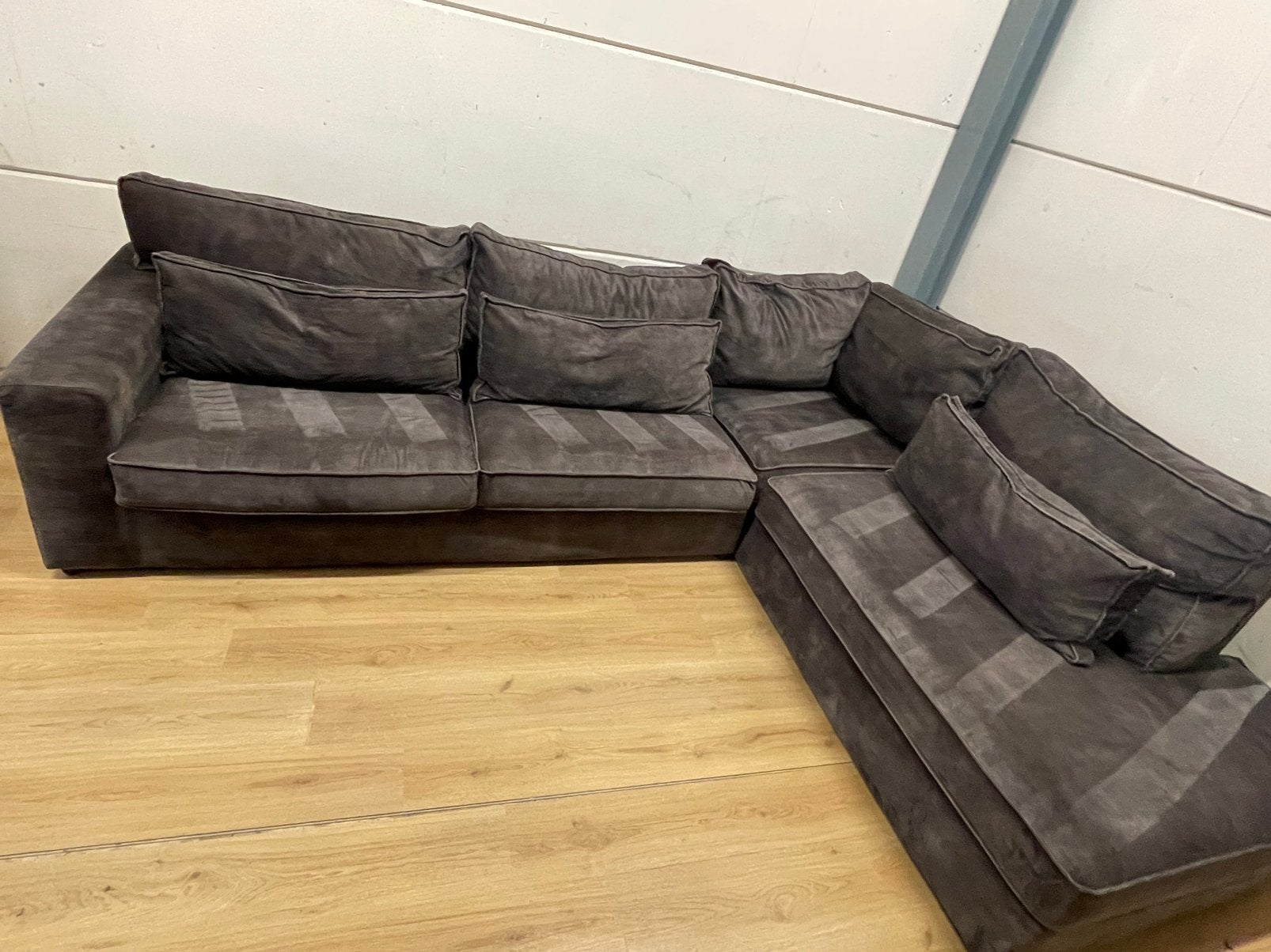 Mooie luxe suede velvet antraciet zwarte hoekbank GEREINIGD!, Ophalen, Luxe, Hoekbank, 300 cm of meer