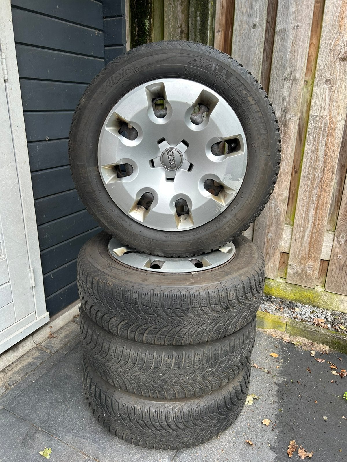 Winterbanden audi a1, Ophalen, 15 inch, Banden en Velgen, 185 mm