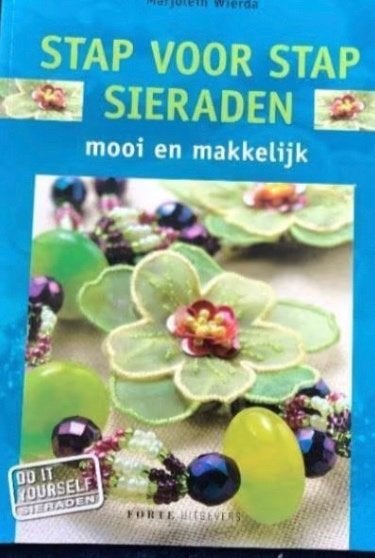 Stap voor stap sieraden- Marjolein Wierda, Ophalen of Verzenden, Zo goed als nieuw, Overige onderwerpen, Marjolein Wierda