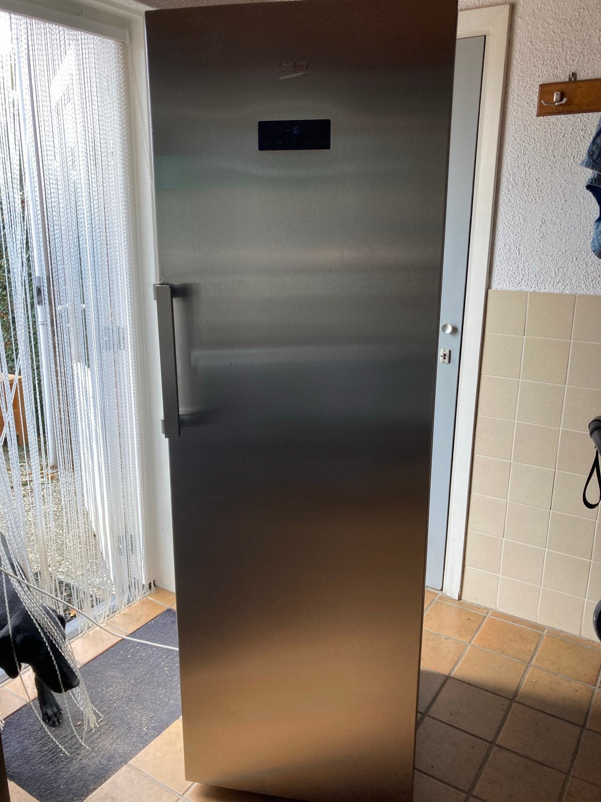 Beko Vrieskast RFNE312E23X - RVS, No Frost, A++, Vrieskast, Zo goed als nieuw, Energieklasse A of zuiniger, 160 cm of meer