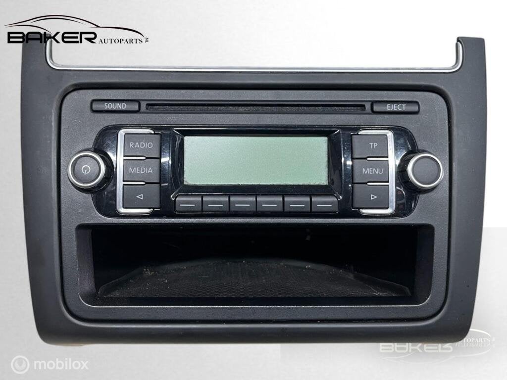 Autoradio Volkswagen Polo 6R ('09-'14) 5M0035156C, Gebruikt, Volkswagen, Ophalen of Verzenden, Volkswagen
