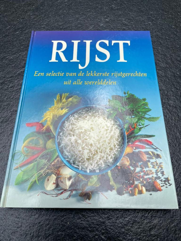 RIJST - Kookboek, Overige typen, Ophalen of Verzenden, Zo goed als nieuw, Overige gebieden