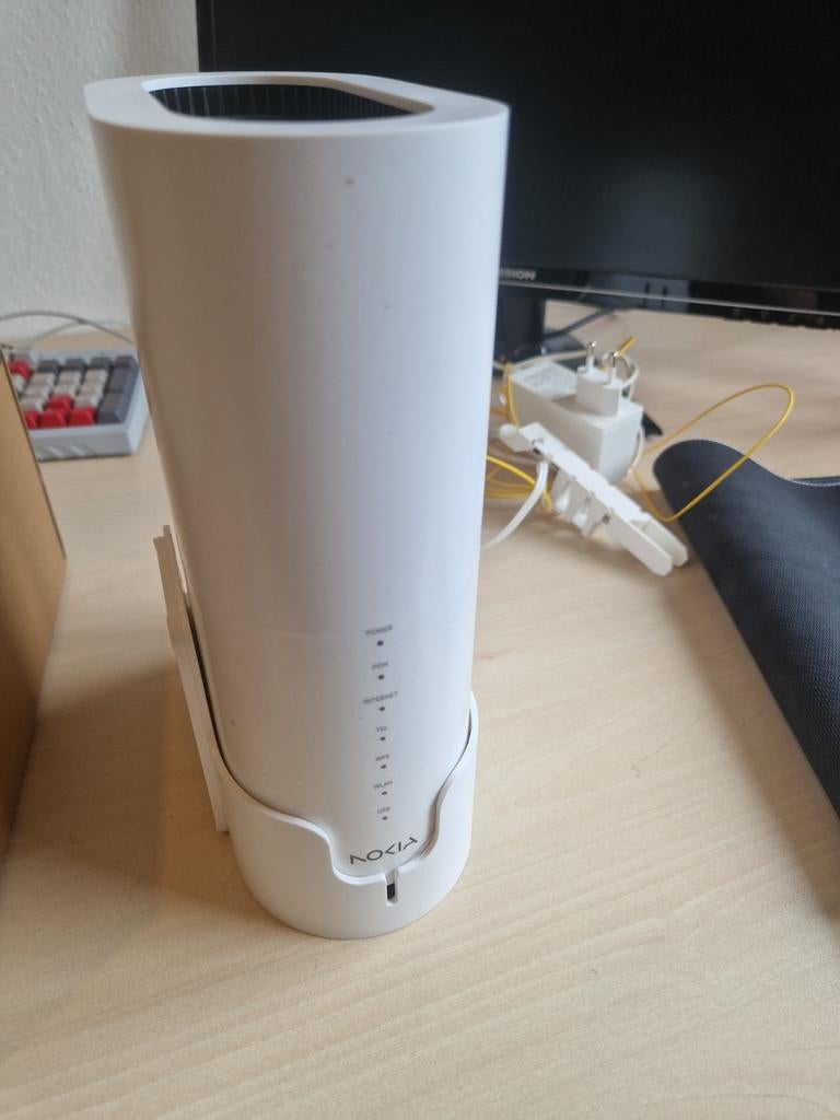 Nokia XS-2426G-B Glasmodem - Zo goed als nieuw, Computers en Software, Ophalen of Verzenden, Zo goed als nieuw, Router met modem