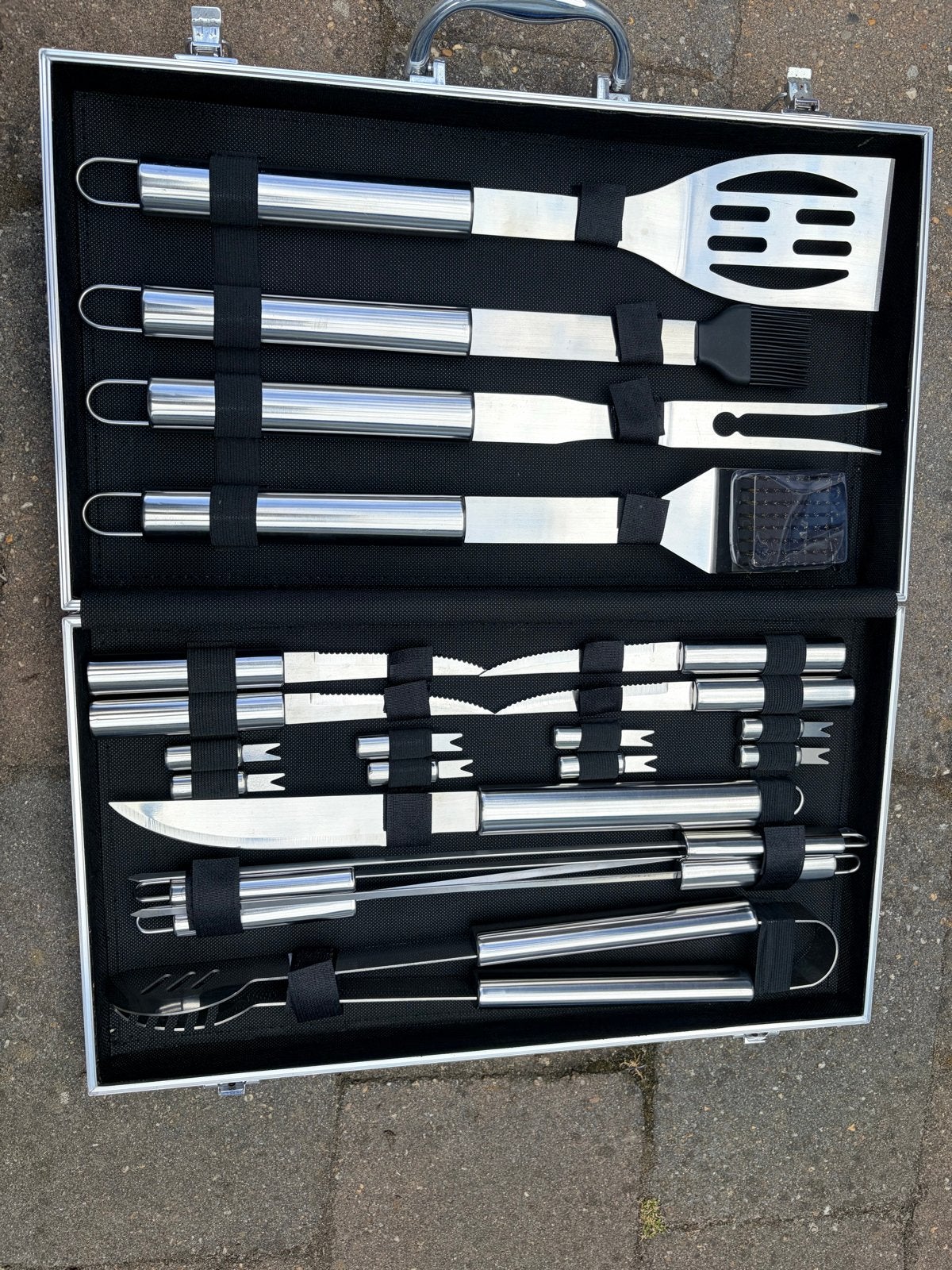BBQ set in koffer - Complete roestvrijstalen grillset, Ophalen, Nieuw
