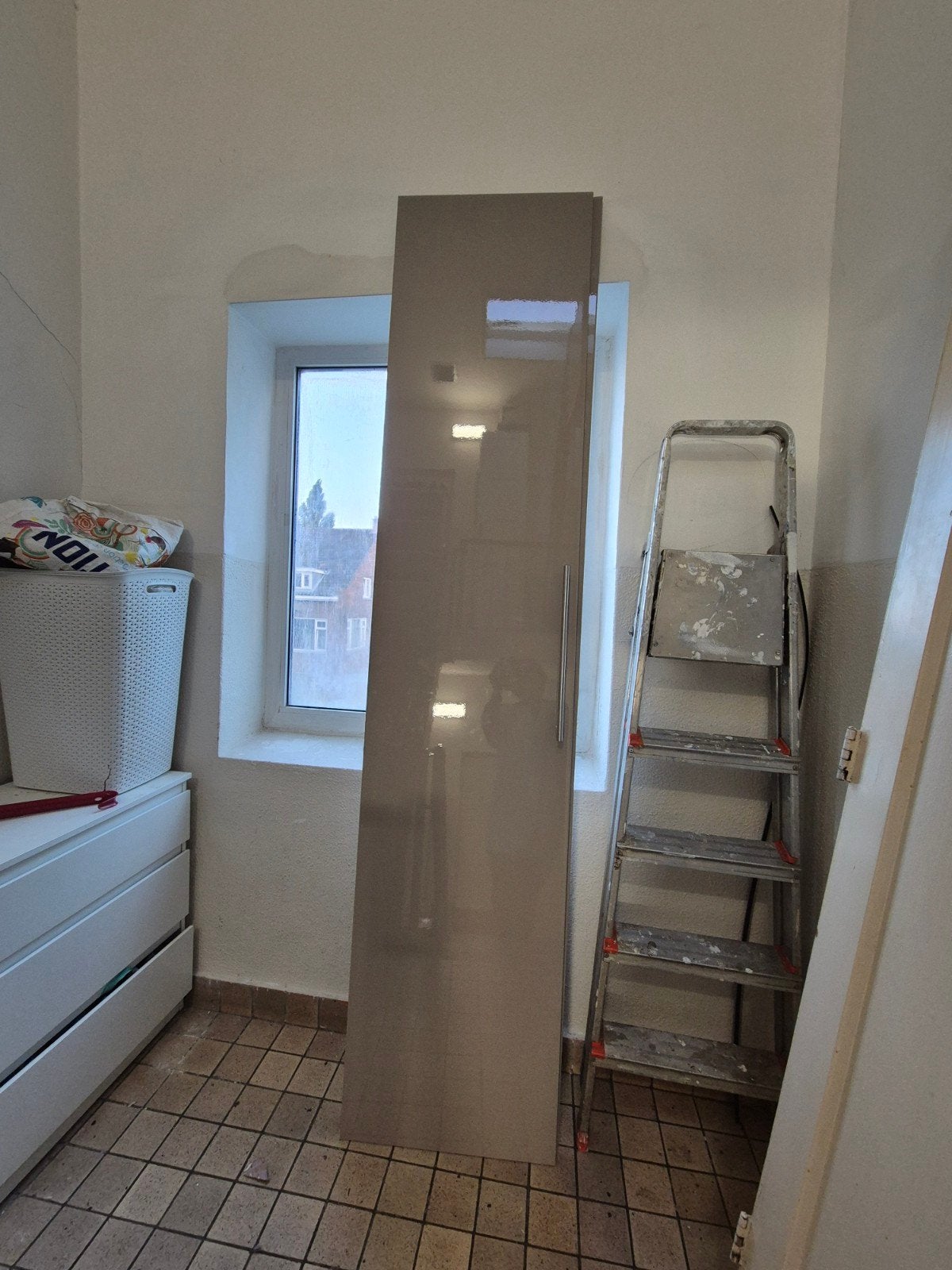 Gratis:2 stuck  IKEA PAX Fardal kastdeuren (2 stuks), Ophalen, Overige materialen, Gebruikt, 200 cm of meer