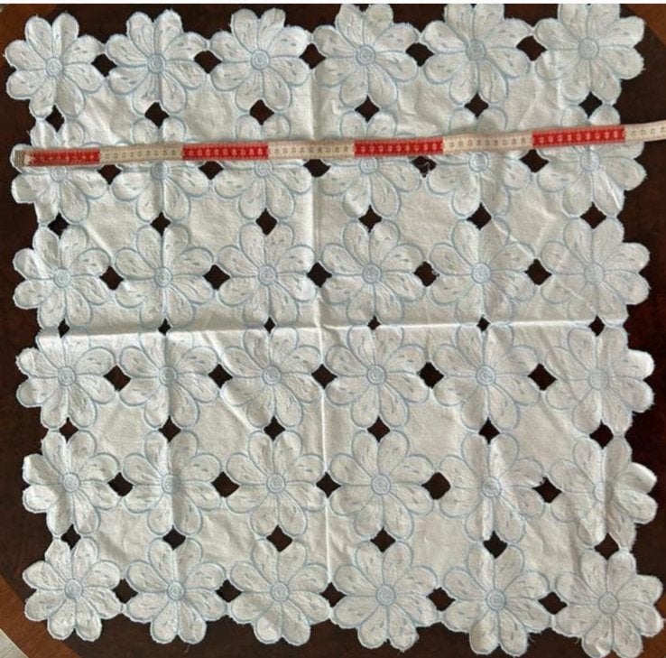 Vintage tafelkleed 70x 70, Antiek en Kunst, Verzenden