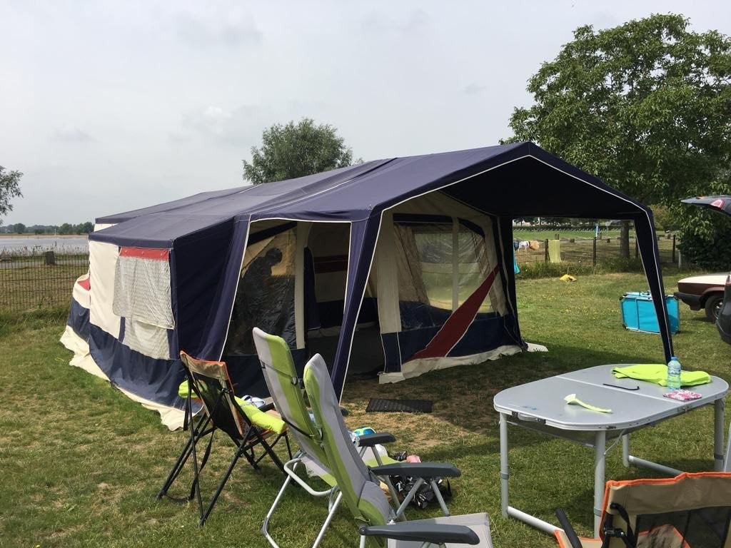 Vouwwagen 2006 met nieuwe banden, klaar voor vakantie!, Ophalen