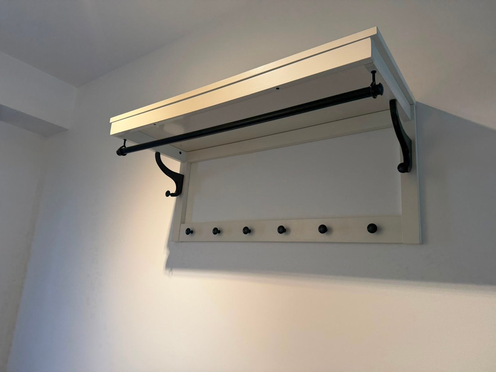 IKEA HEMNES hoedenrek/kapstok wit - Zo goed als nieuw, Wandkapstok, Ophalen of Verzenden, Zo goed als nieuw, Minder dan 100 cm