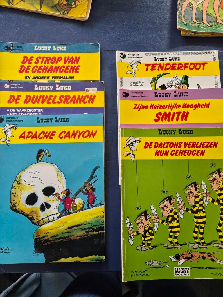 6 Lucky Luke stripboeken uit de jaren '80 l, Meerdere stripboeken, Ophalen of Verzenden, Gelezen, Morris