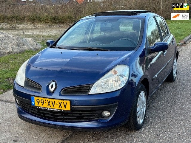 Renault Clio 1.2 TCE Dynamique 5-Drs Airco Electric pakket A, Voorwielaandrijving, Gebruikt, Zwart, 4 cilinders