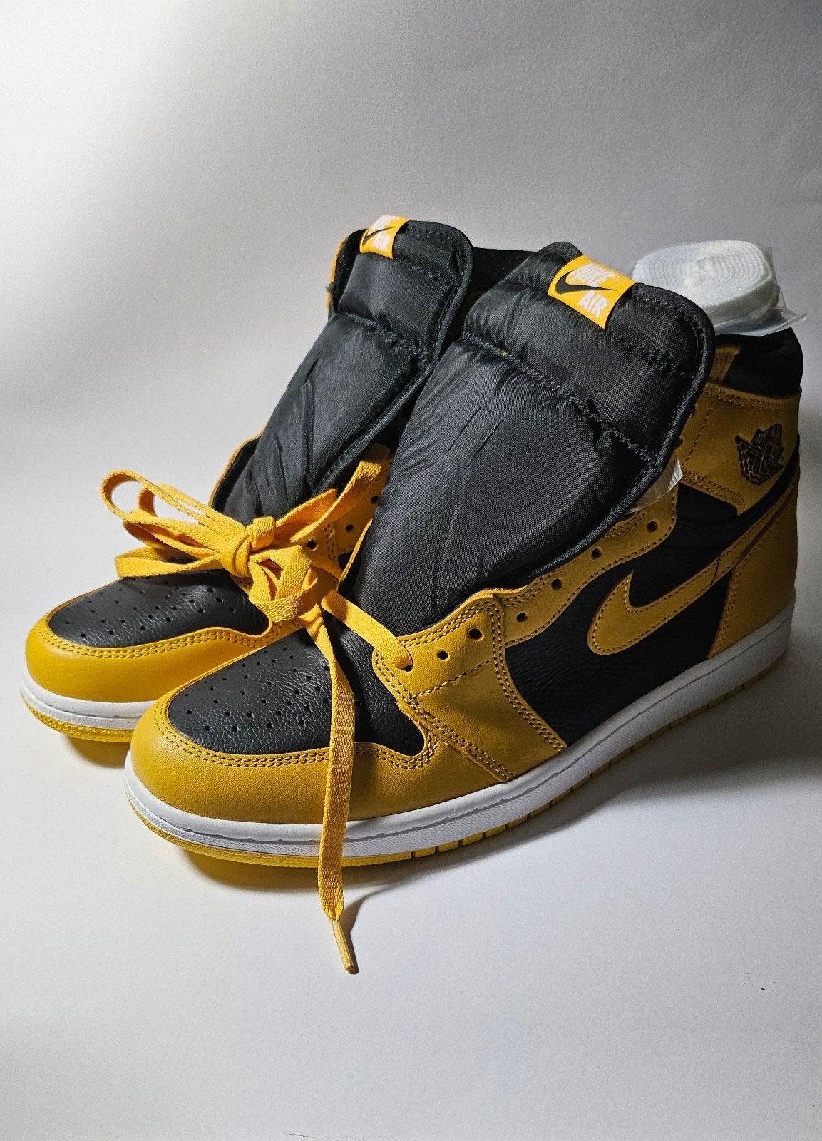 Nike Air Jordan 1 Retro High OG Pollen - Maat 45, Zwart, Nieuw, Ophalen of Verzenden, Sneakers of Gympen