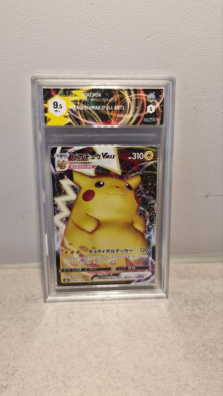 Pikachu VMAX Japan Graded GRAAD 9.5 Pokémon Kaart, Ophalen of Verzenden, Zo goed als nieuw