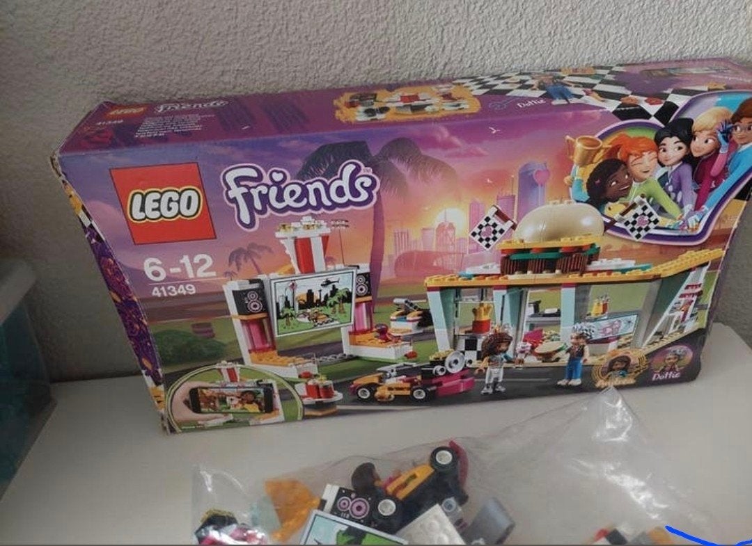 41349 lego friends set, Kinderen en Baby's, Speelgoed | Duplo en Lego, Lego, Friends, Ophalen of Verzenden, Zo goed als nieuw