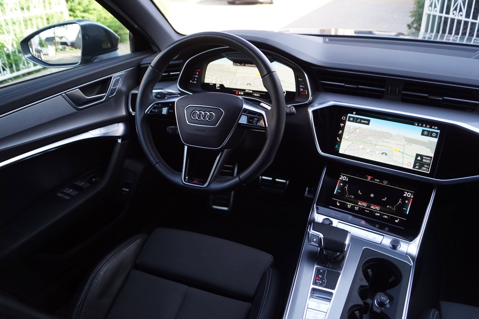 Audi A6 Avant 40 TFSI S Edition Autom Half Leder Sportst Sto, 15 km/l, Gebruikt, Leder en Stof, Origineel Nederlands
