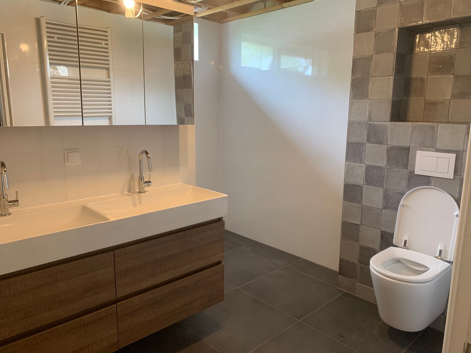 Badkamer & Toilet Specialist In Renovatie, Diensten en Vakmensen, Klussers en Klusbedrijven, Garantie