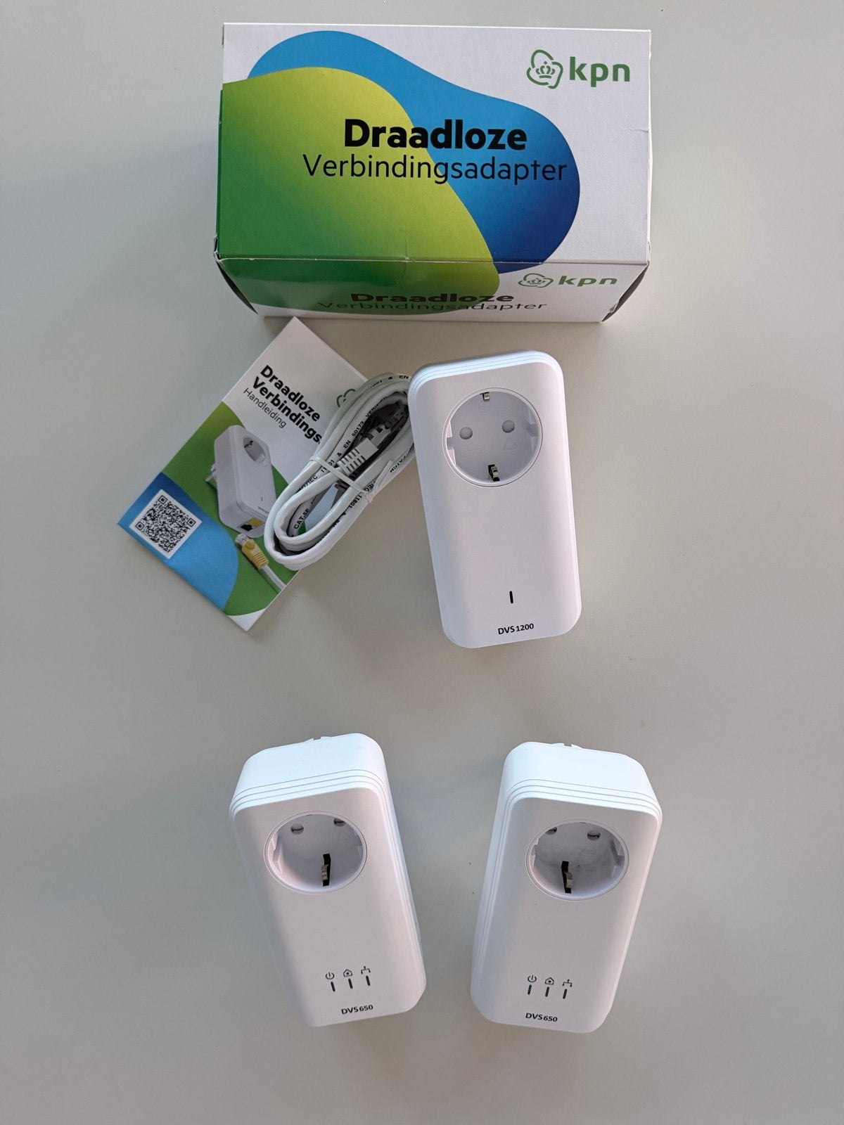 KPN Draadloze Verbindingsadapter DVS 1200 & DVS 650 set, Ophalen of Verzenden, Zo goed als nieuw, Router
