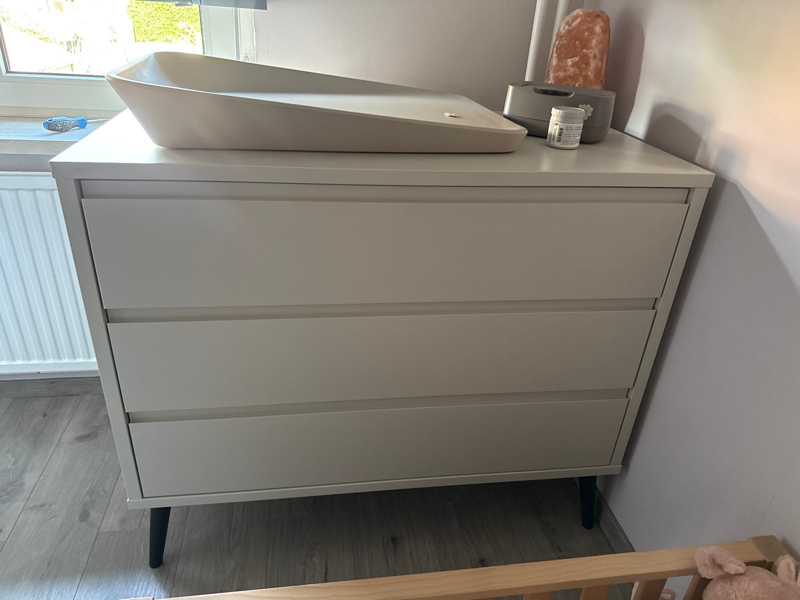 Europe Baby Commode Oatmeal/Zwart - 3 Lades, Ophalen, Gebruikt, 50 tot 70 cm, 100 cm of meer