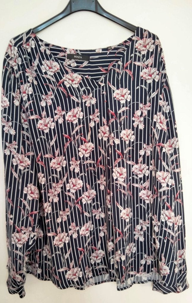 ZGAN top Bonita 46 blauw met streep en bloemmotief, Blauw, Maat 46/48 (XL) of groter, Bonita, Ophalen of Verzenden