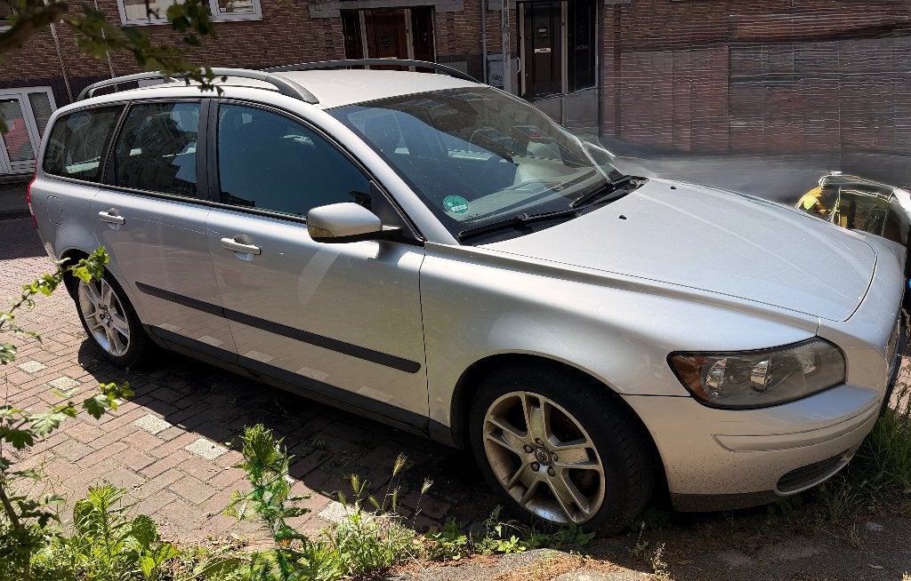 Volvo v50 2.4 Momentum 2004 manueel - Koppakking defect, Ophalen, Stationwagon, Handgeschakeld, Volvo