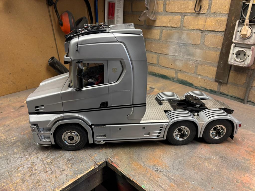 Scania 770  torpedo 6x4, Schaal 1:14, Nieuw, Auto onroad, Ophalen
