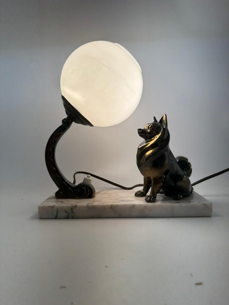 Art Deco Sculptuurlamp Keeshond / Spitz op Marmeren Voet, Ophalen of Verzenden