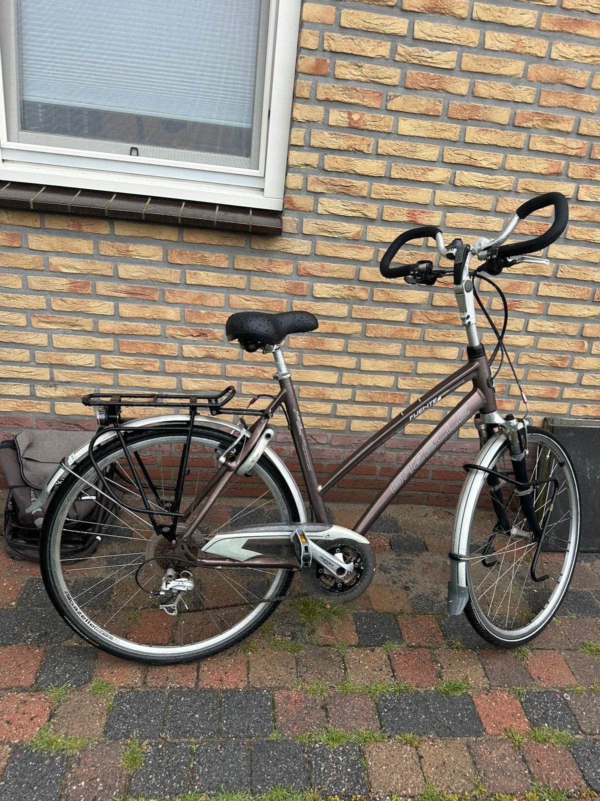 Gazelle Fuente Trekking V-27 dames fiets, Ophalen, 28 inch, Gebruikt, Velgrem