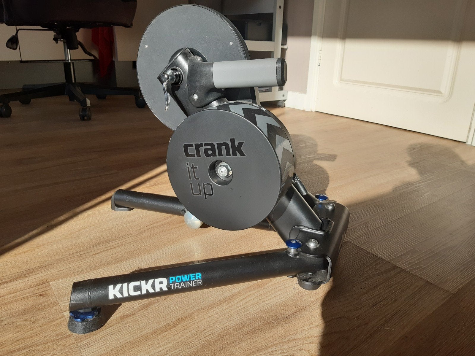 WAHOO Fitness KICKR Power Trainer met stuuraccessoires, Ophalen of Verzenden, Nieuw, Buik, Overige typen