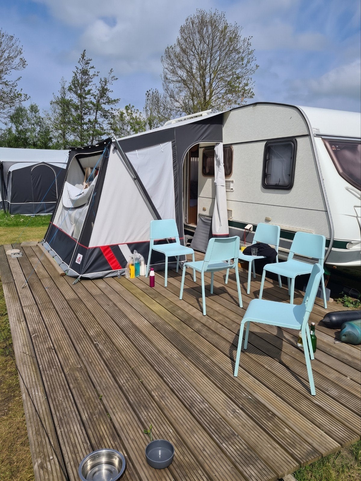 Vlonderplanken/liggers 4 en 3 meter lang ca 22m2, Ophalen, Gebruikt, Hout