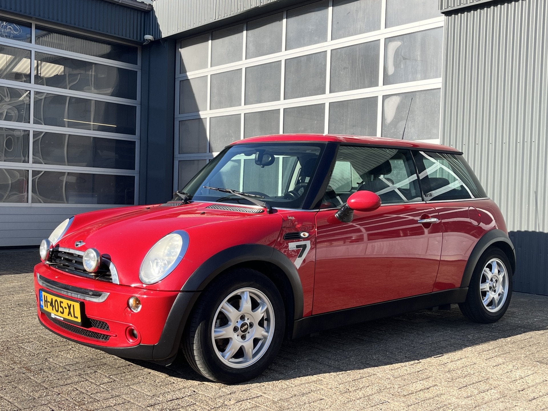 MINI Mini 1.6 16v One D Anniversary Airco Telefoonvoorbindin, Auto's, Voorwielaandrijving, Gebruikt, 4 cilinders, 4 stoelen