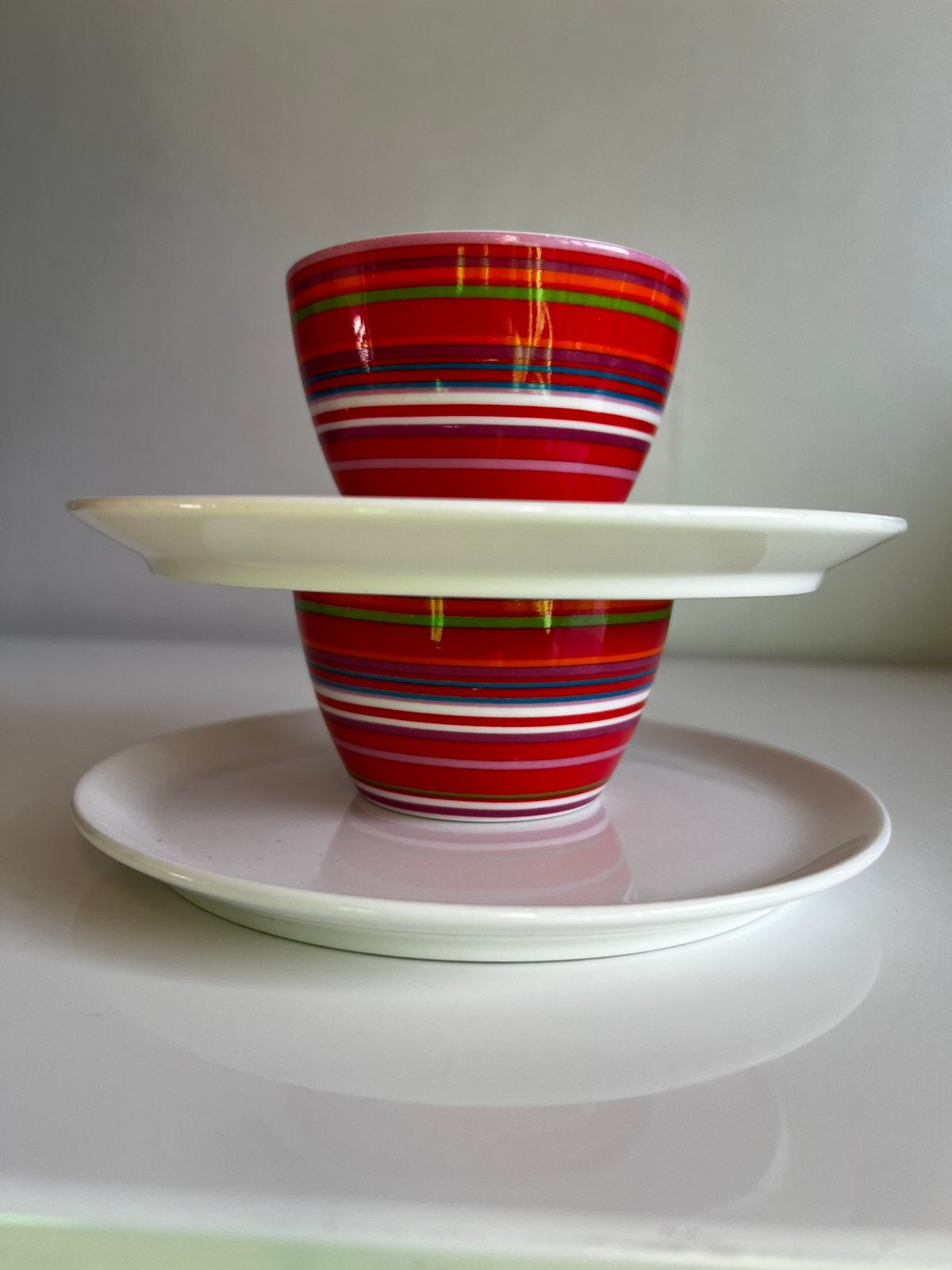 Set 2 Iittala Origo Kom Schotel Rood Lila Alfredo Häberli, Huis en Inrichting, Ophalen of Verzenden, Zo goed als nieuw, Porselein