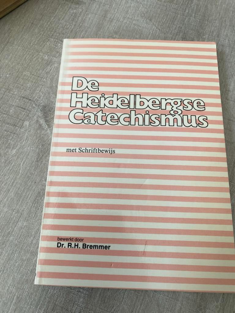 De Heidelbergse Catechismus met Schriftbewijs - Dr. R.H. Bre, Ophalen of Verzenden, Zo goed als nieuw, Christendom | Protestants