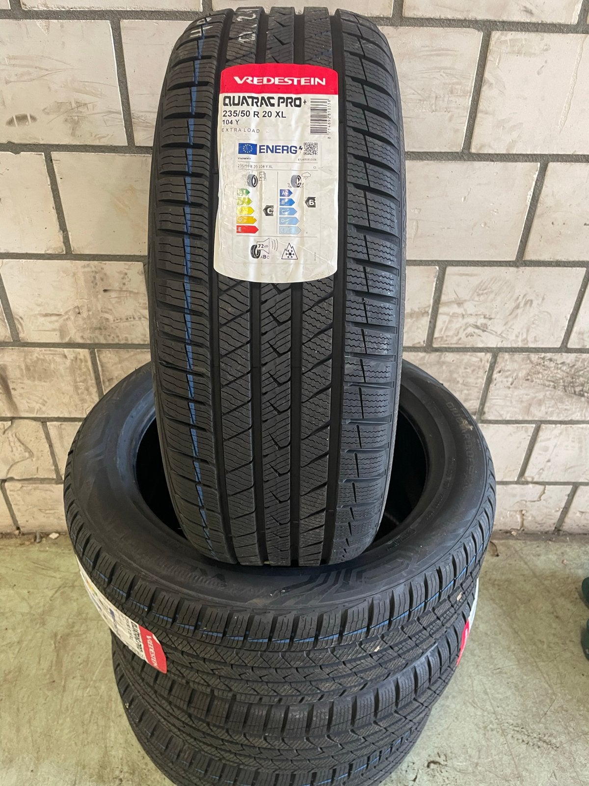 Nieuwe Vredestein Quatrac Pro+ 235/50R20 104Y All Season Ban, Auto-onderdelen, Banden en Velgen, Band(en), All Season, 20 inch
