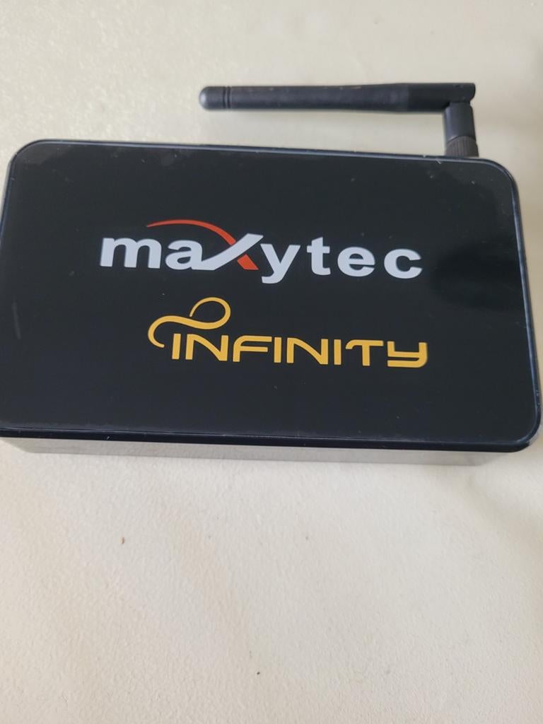 Te koop iptv box, Audio, Tv en Foto, Schotelantennes, Ophalen of Verzenden, Zo goed als nieuw, Overige merken