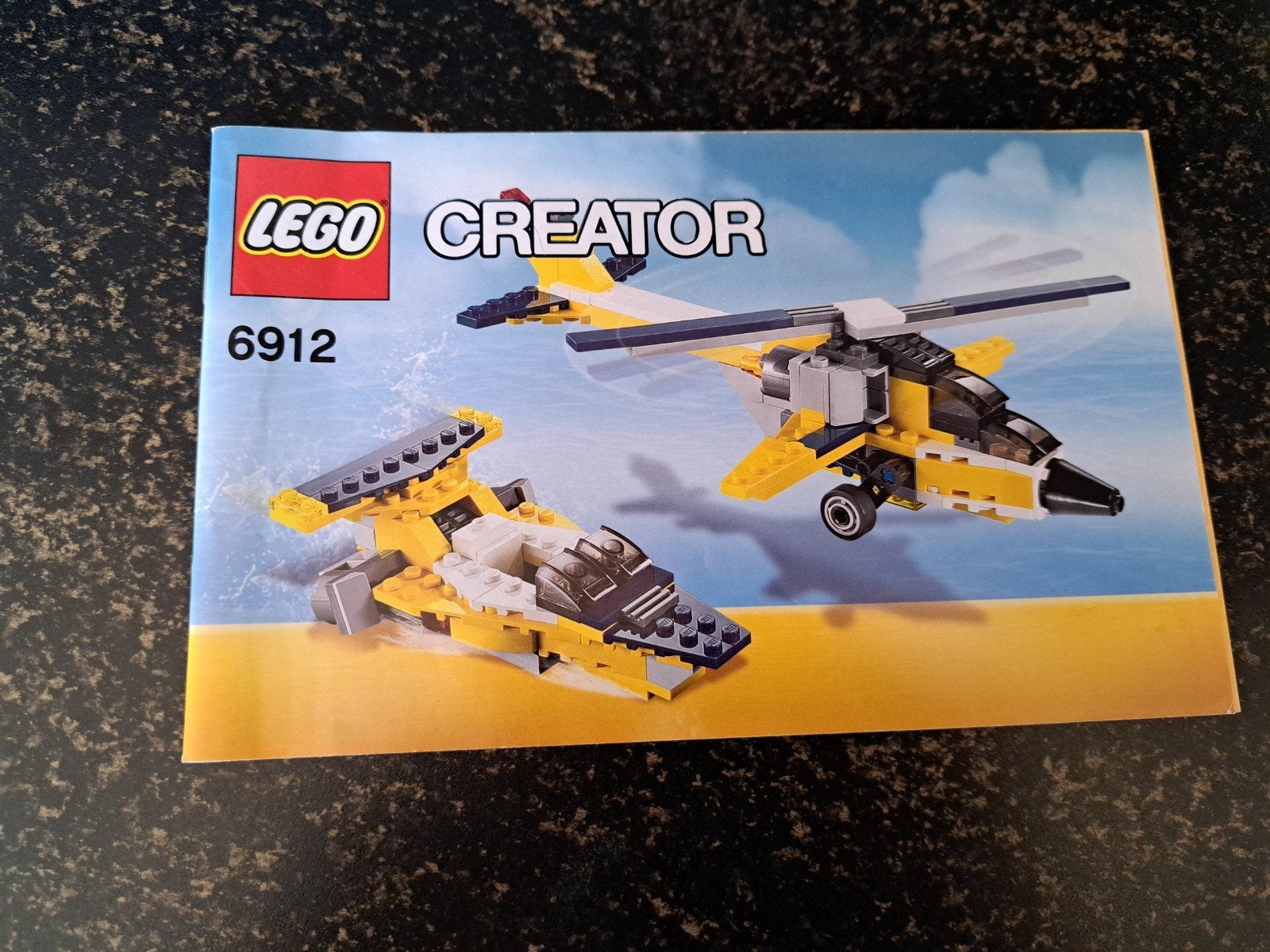 Boekjes LEGO Creator 6912 - 2 stuks, Lego, Overige typen, Ophalen of Verzenden, Zo goed als nieuw