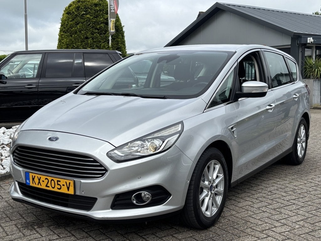 Ford S-Max 1.5 Benzine Titanium 7-Persoons 2017 NL Auto, Auto's, Ford, Voorwielaandrijving, Euro 6, 4 cilinders, 7 stoelen