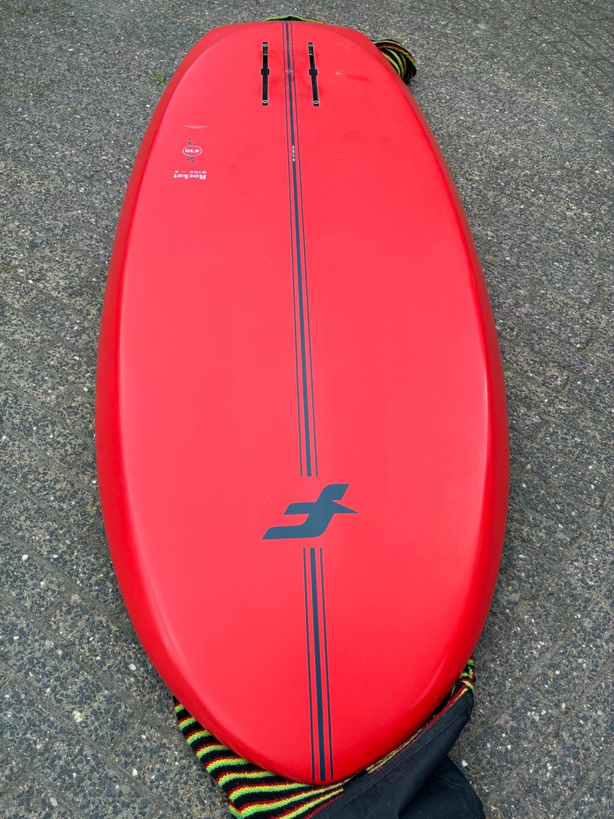 F one rocket s 48ltr, Watersport en Boten, Ophalen, Zo goed als nieuw, Wingsurf-board