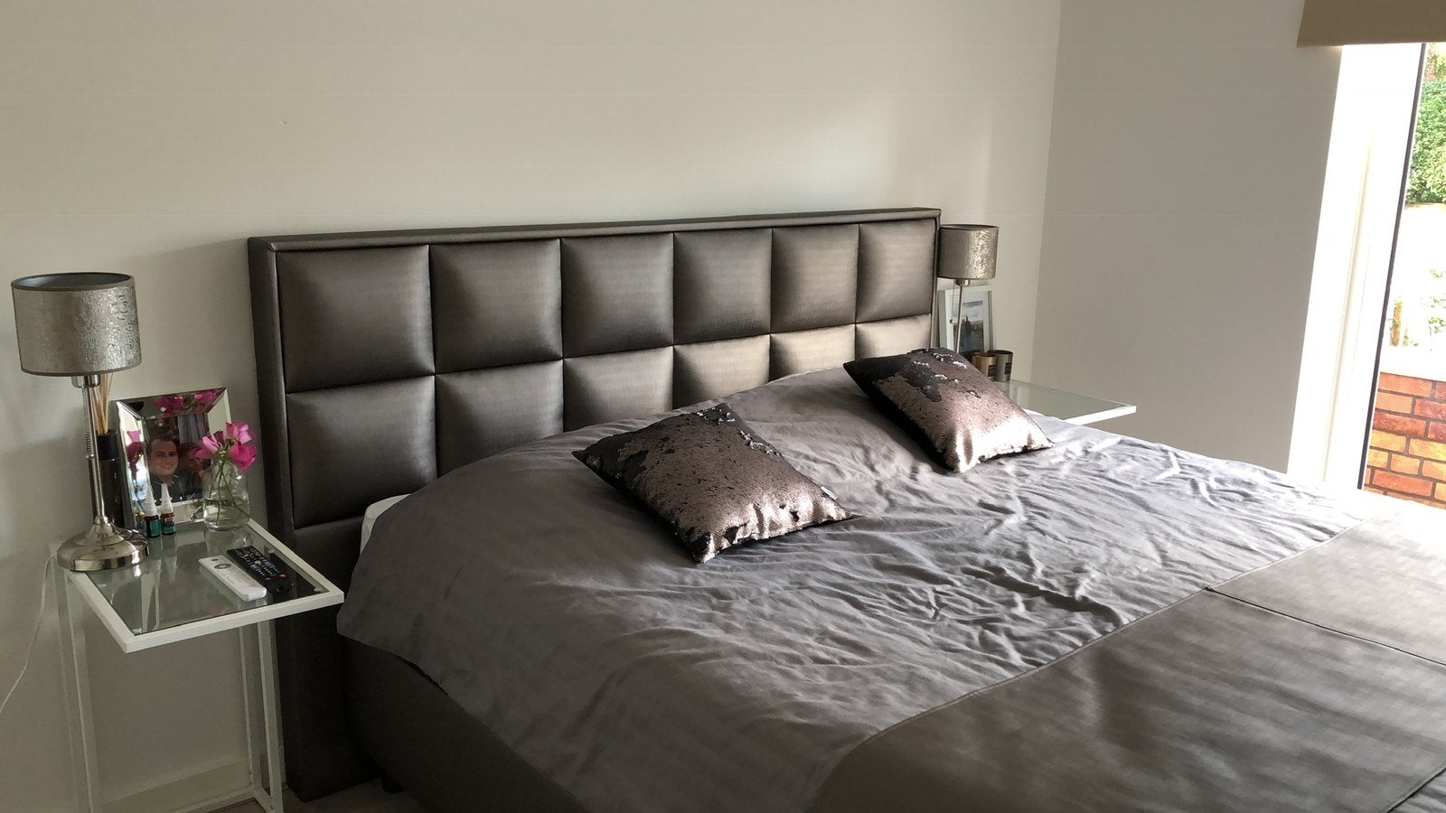 Tweepersoons boxspring Erik Kuster style, Bruin, Tweepersoons, Ophalen of Verzenden, Zo goed als nieuw