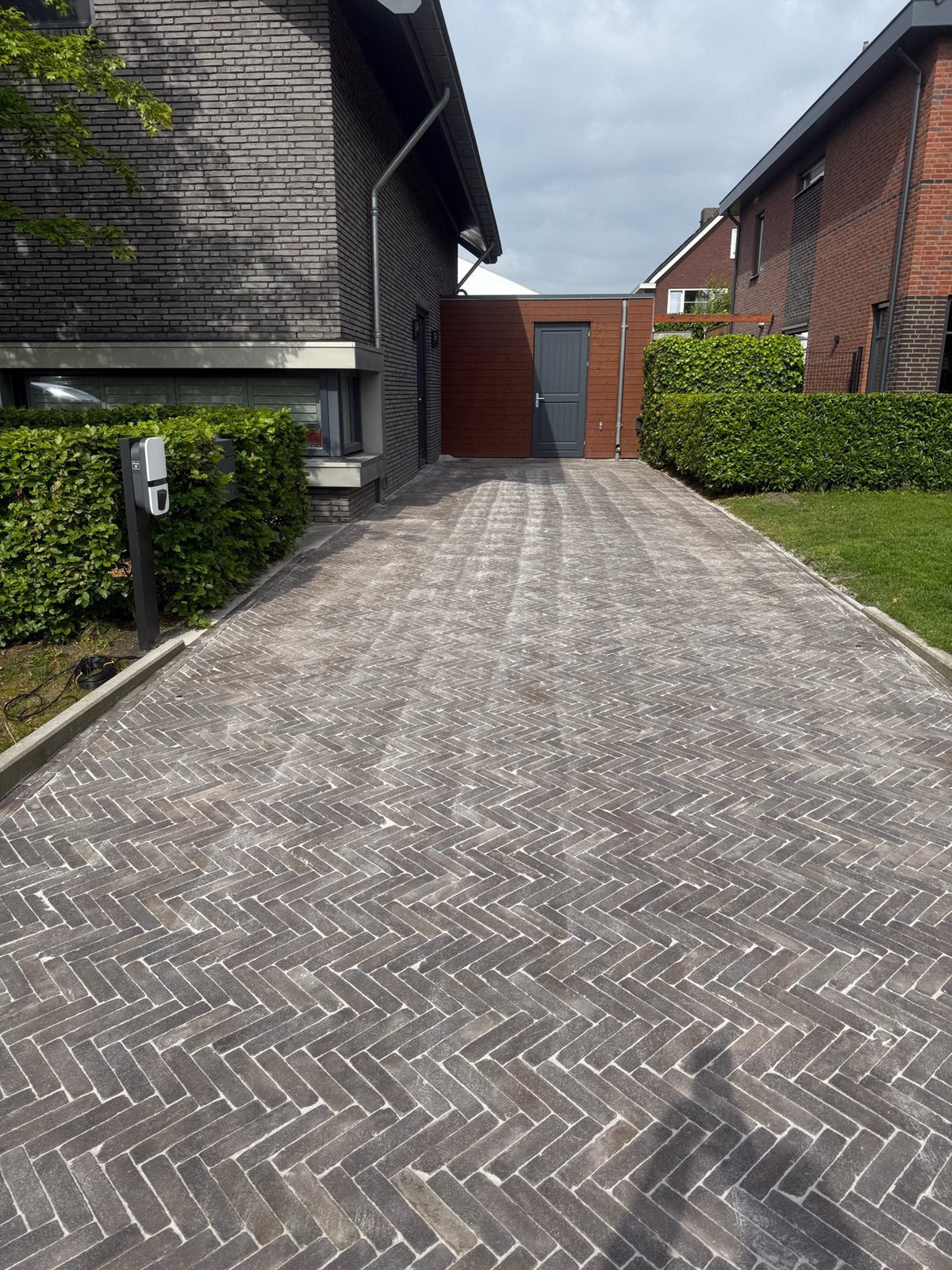 Op zoek naar een stratenmaker? Zoek niet verder!, Bestrating