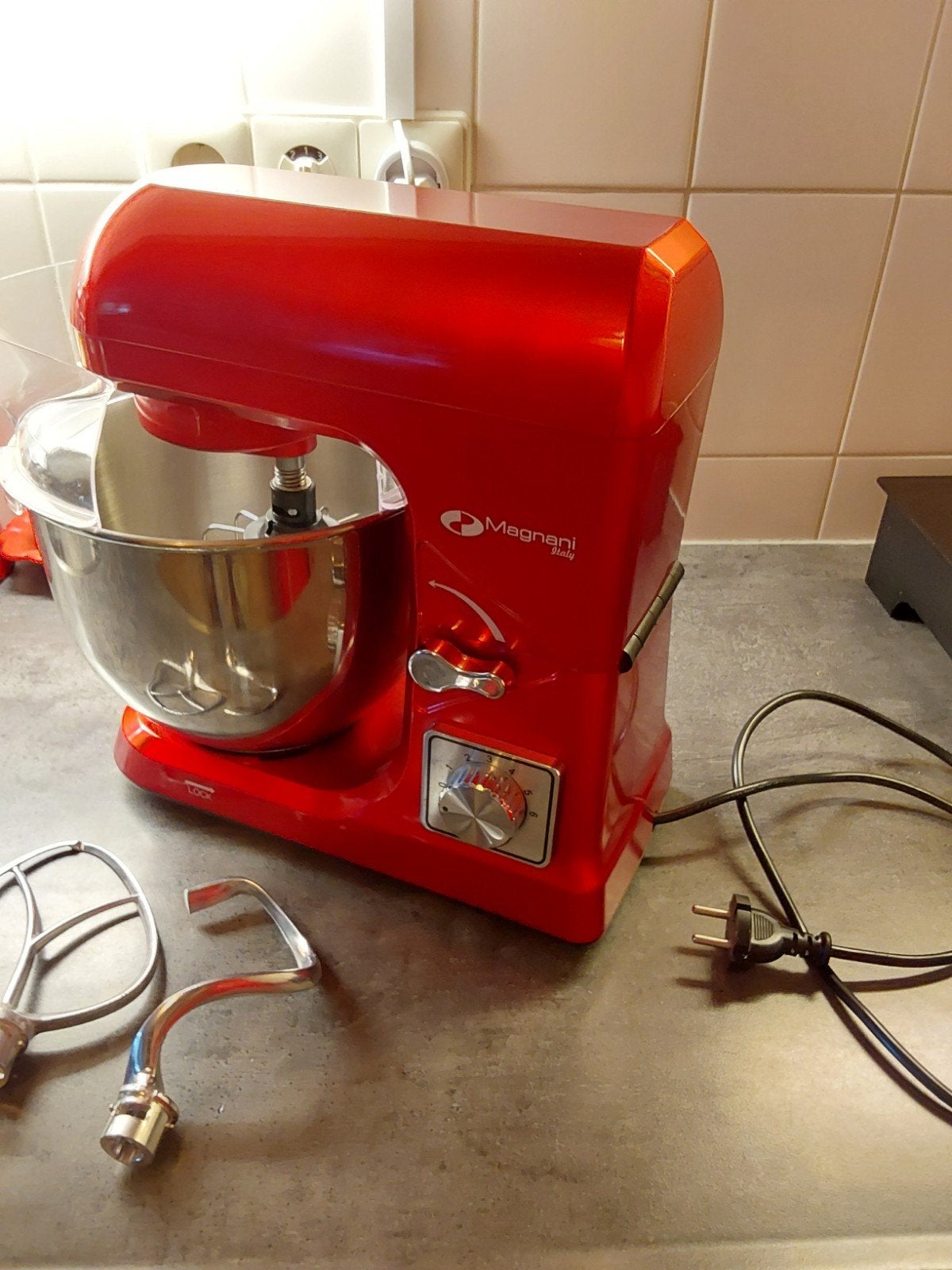 Magnani Italy Keukenmachine - Rood, Witgoed en Apparatuur, Ophalen, Zo goed als nieuw, Vaatwasserbestendig, 3 snelheden of meer