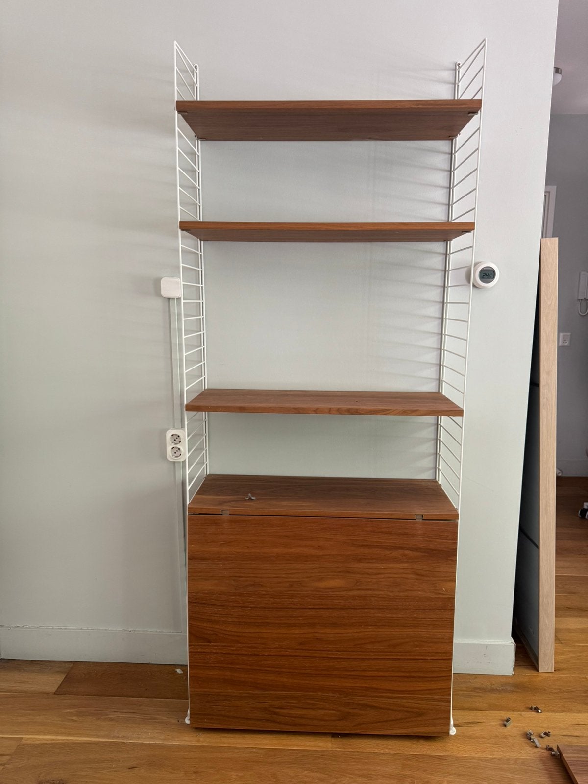 String Cabinet with Table, Ophalen, Gebruikt
