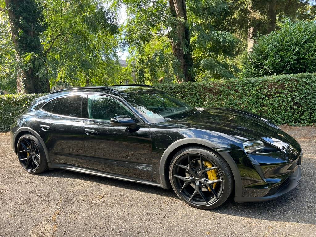 Porsche Taycan Cross Turismo 4, Black on Black Garantie, Auto's, Porsche, Automaat, 2220 kg, Zwart, 110 €/maand