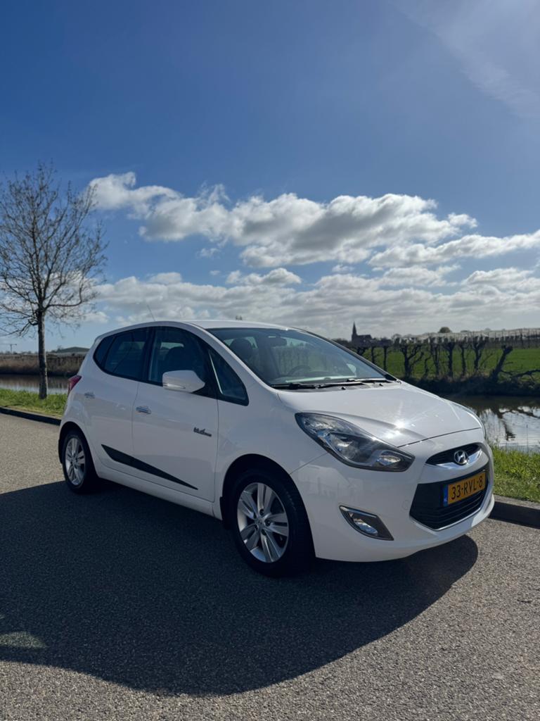 Hyundai iX20 1.4 Cvvt 2011 Wit, Auto's, Hyundai, Voorwielaandrijving, 4 cilinders, 1396 cc, 1153 kg