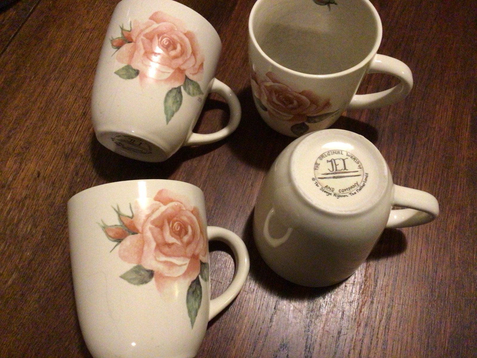 Set van 4 vintage mokken met rozenprint, Keramiek, Vintage, Zo goed als nieuw, Mok