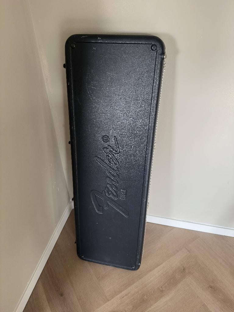 Fender USA bass case (molded) - Jaren 90, Muziek en Instrumenten, Ophalen, Gebruikt, Elektrische basgitaar, Flightcase