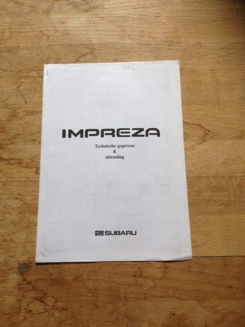Techische gegevens & uitrusting       Subaru   Impreza    NL, Ophalen of Verzenden, Zo goed als nieuw, Overige merken