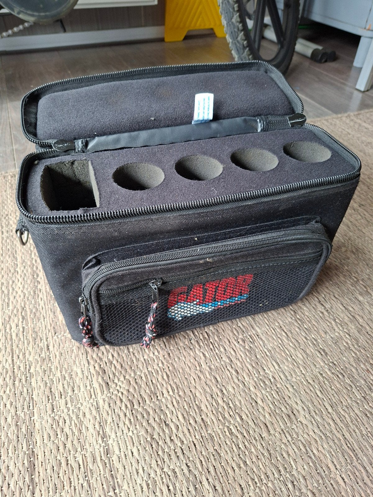 Gator microfoontas, Ophalen of Verzenden, Zo goed als nieuw, Overige instrumenten