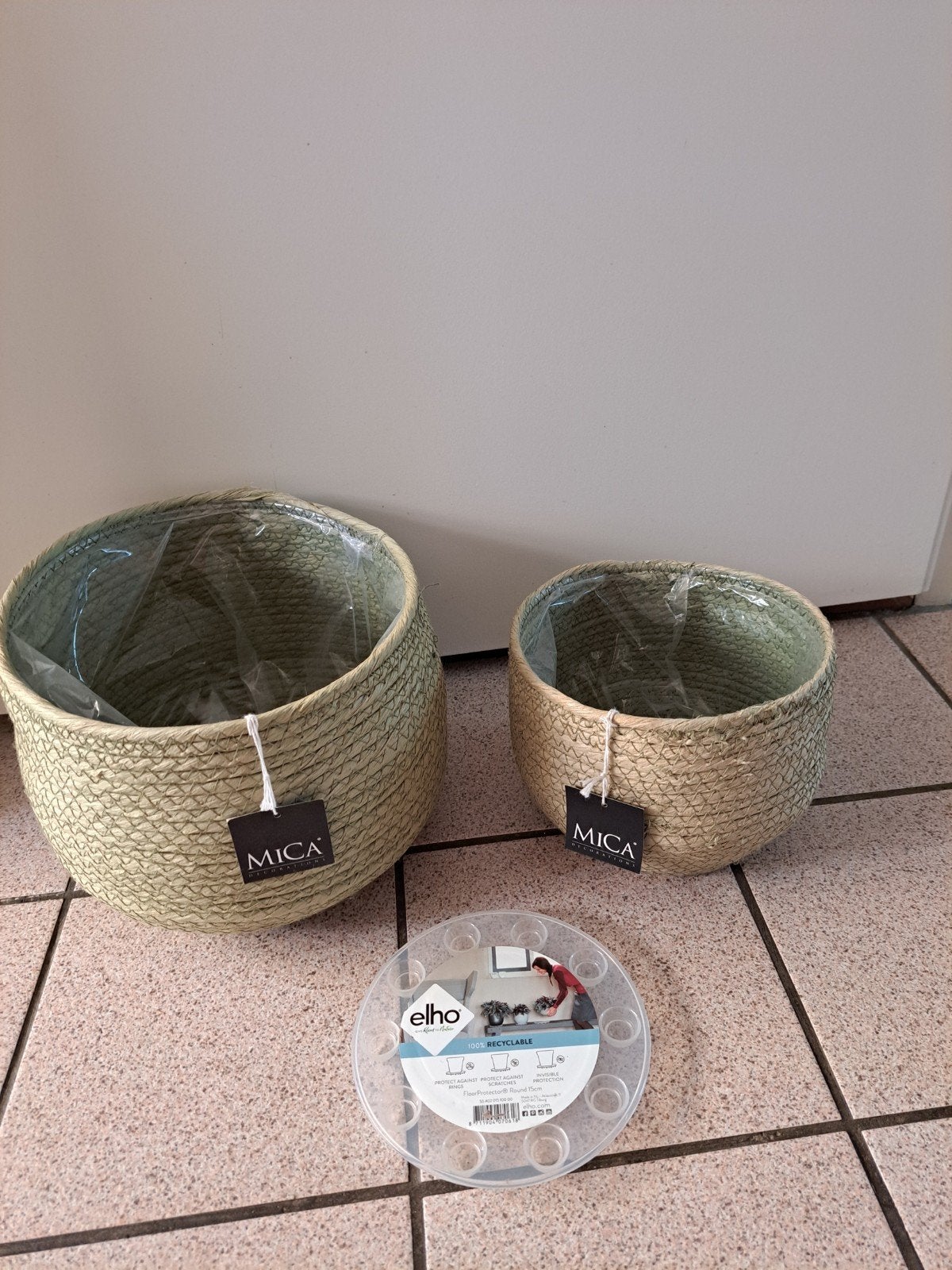 2 mica planten manden en 1 elho onderzetter, Ophalen, Kunststof, Rond, Minder dan 40 cm