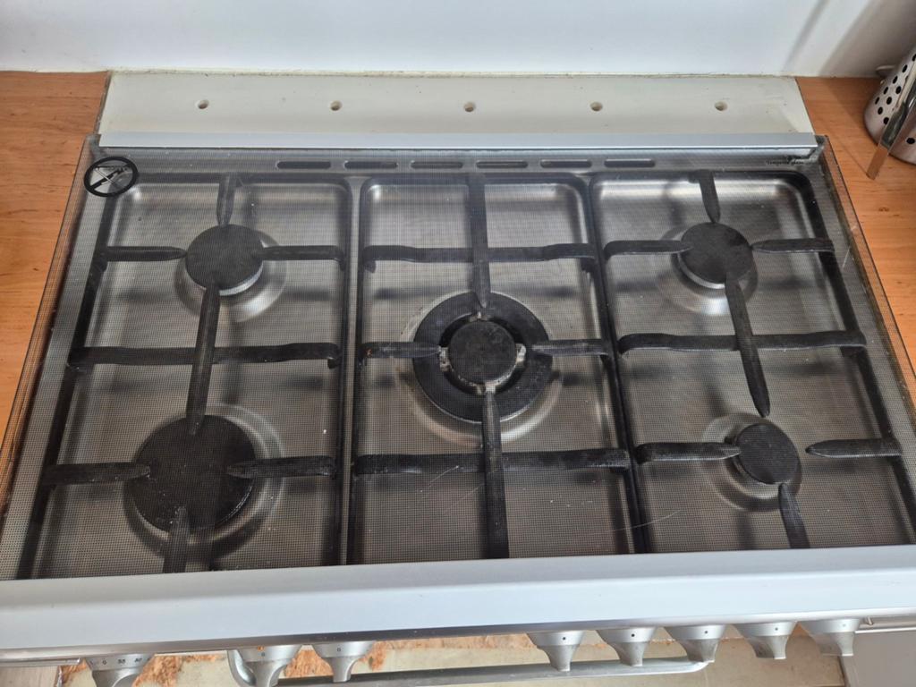 Bestron Fornuis (gas) met elektrische oven en afdekplaat, Witgoed en Apparatuur, Fornuizen, Ophalen, Gebruikt, 60 cm of meer, Gas